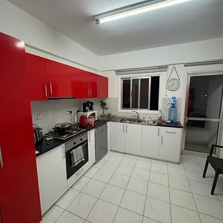 Apartamento Kuecuek Kaymaklida Guenluek *